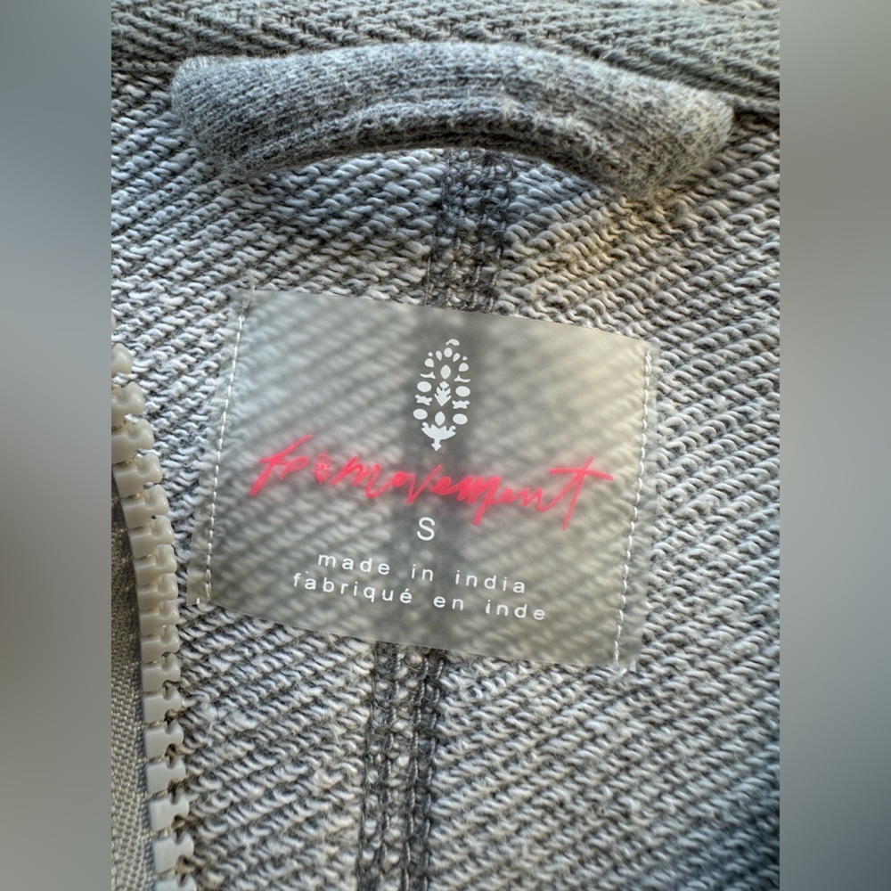 Free People Movement Only One Full Zip Hoodie Gray Large Pockets Women’s Size S - Picture 10 of 12